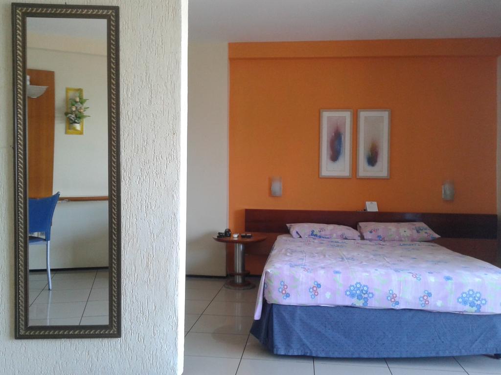 Aparthotel - Praia Mansa 1 E 2 Qtos Форталеза Экстерьер фото